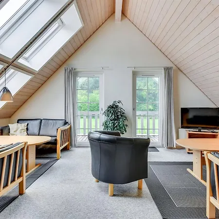 Joris - 100m To The Fjord By Interhome